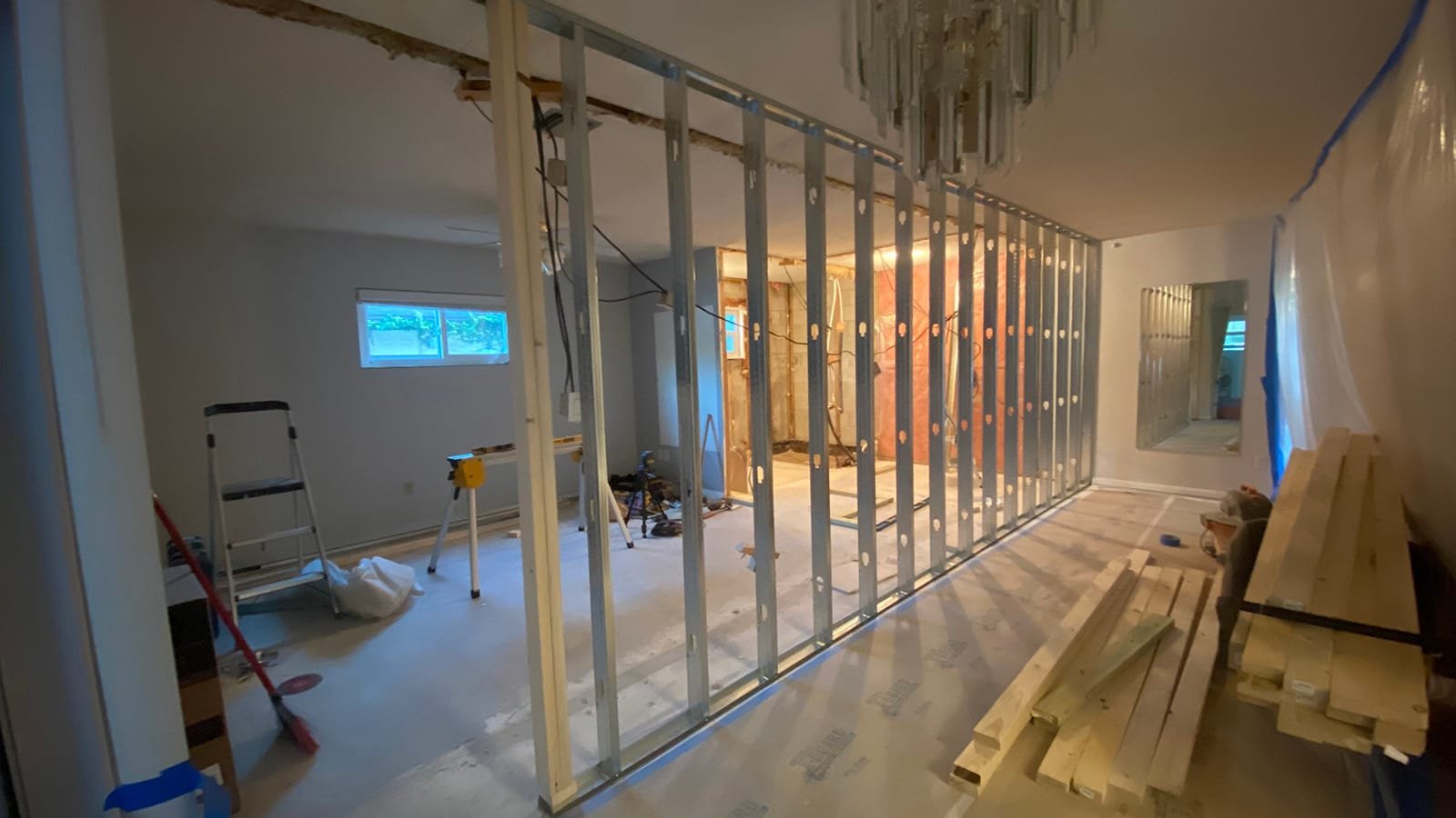 interior-wall interior-wall